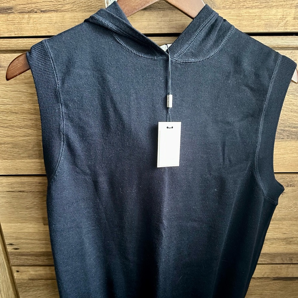 SUITSUPPLY merino wool sweater BRAND NEW